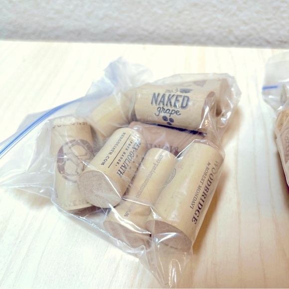 Corks! - Picture 2 of 3
